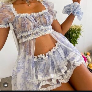 Selkie Bed & Breakfast Top & Bottom